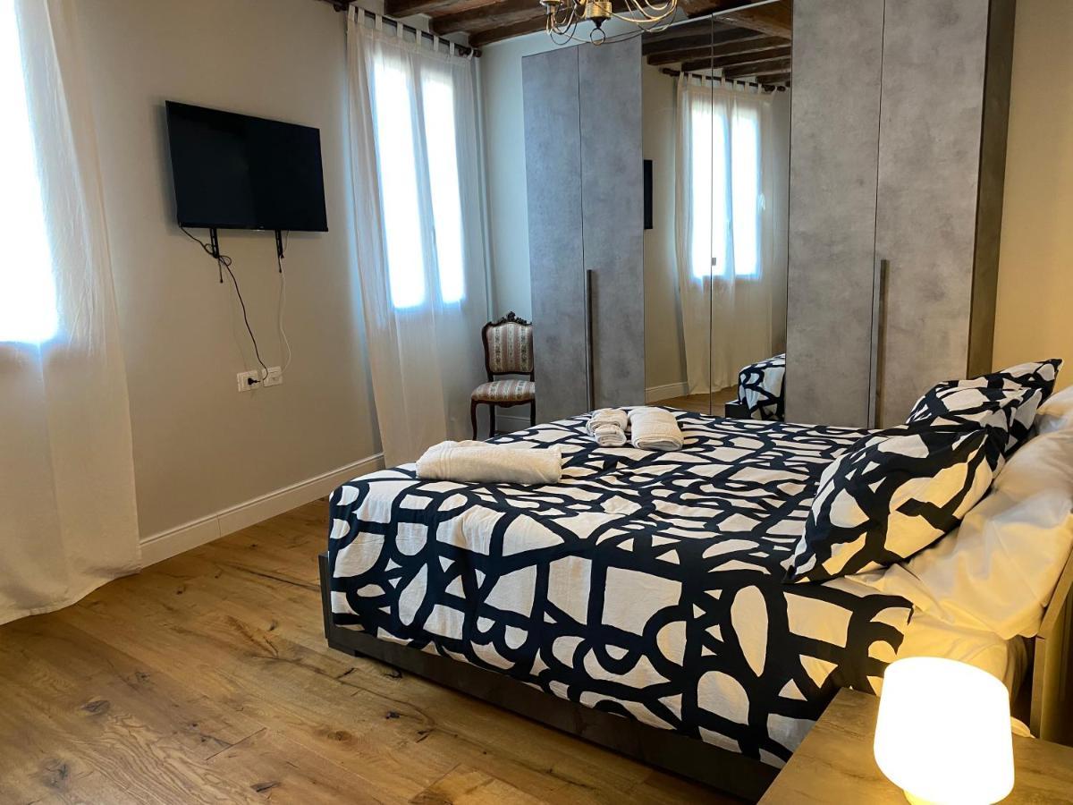 Lovely Flat Between Mercato Centrale And Duomo Lägenhet Florens Exteriör bild